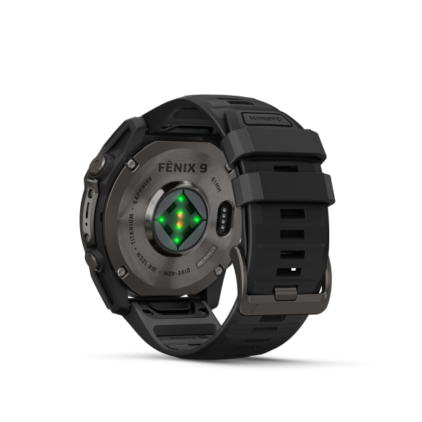 Garmin fēnix 9 - 51 mm Schwarz/Carbongrau DLC Titan 010-04763-11