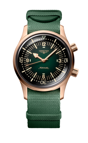 The Longines Legend Diver L3.774.1.50.2 bei Juwelier Hungeling