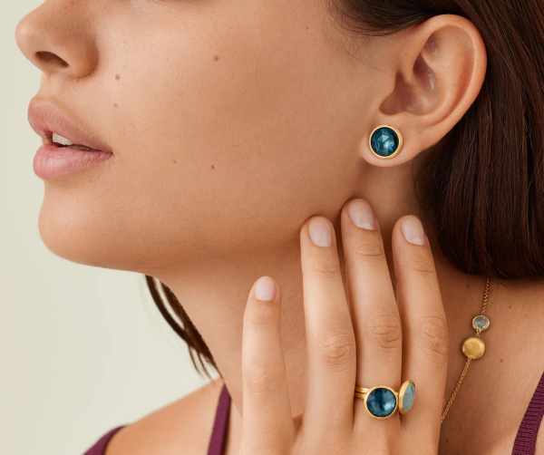 Jaipur Colour Ohrstecker aus Gold mit London-Blue-Topas, groß OB1739_TPL01_Y_02