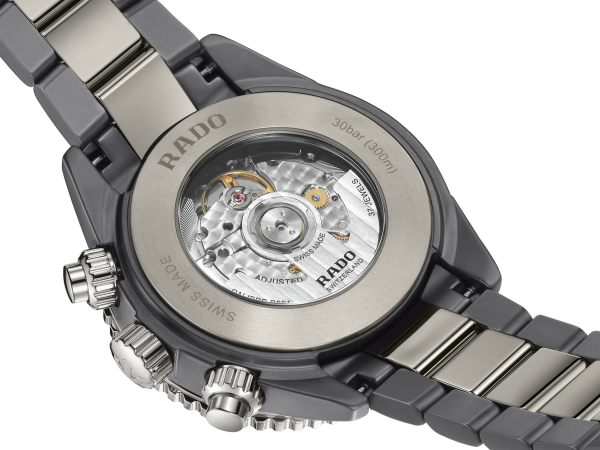 Rado Captain Cook High-Tech Ceramic Chronograph R32189313