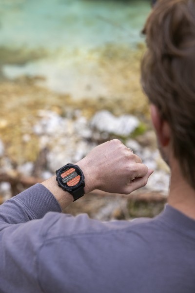 Garmin fēnix 8 - 47 mm AMOLED Sapphire Graphit/Titanium Titan 010-02904-11