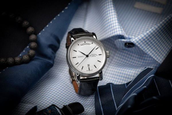 Teutonia II Tag/Datum M1-33-65-LB