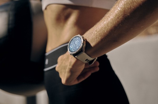 Garmin fēnix 9 Pro – inReach, 43 mm Titan 010-04335-81