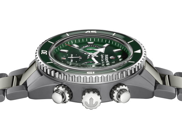 Rado Captain Cook High-Tech Ceramic Chronograph R32189313
