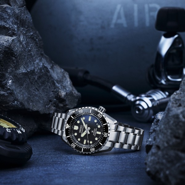 Seiko PROSPEX Marinemaster 1968 Heritage Divers Watch SLA079J1