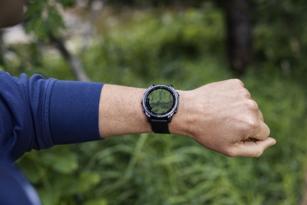 Garmin fēnix 9 – 47 mm Schwarz/Carbongrau DLC Titan 010-04762-11