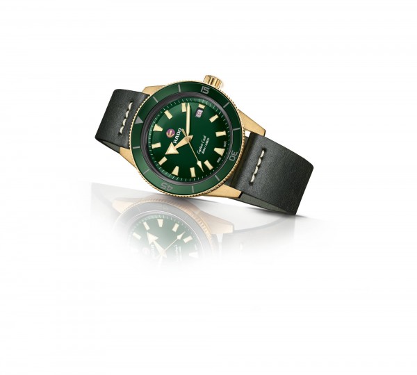 Captain Cook Automatic Bronze R32504315