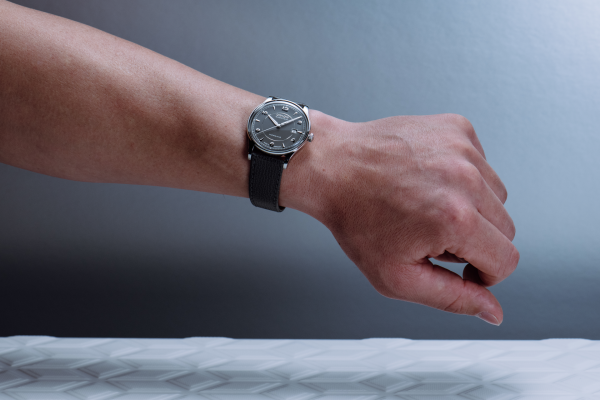 Noramis - Datum Graphitgrau D016.407.16.087.00