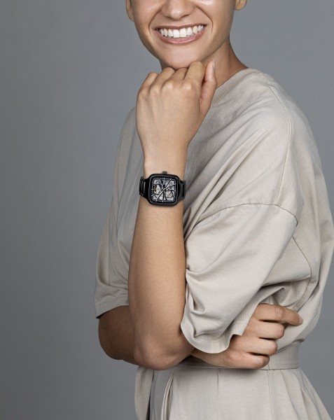 True Square Automatic Open Heart R27086152