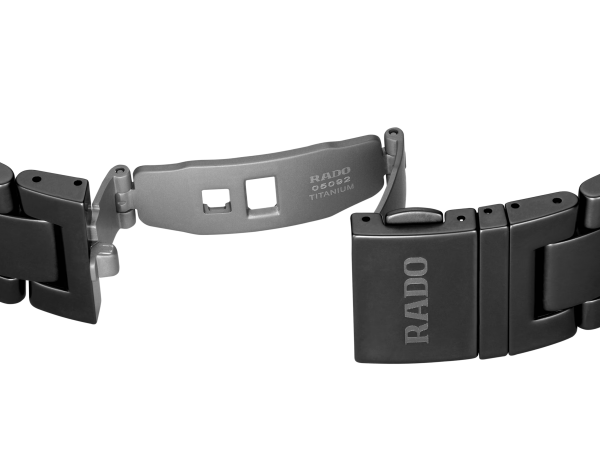 Rado Captain Cook High-Tech Ceramic Skeleton R32192152