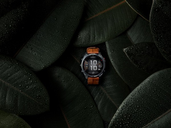 Garmin fēnix 8 Pro - 51 mm AMOLED Sapphire Schwarz/CarbongrauTitan DLC 010-03199-40