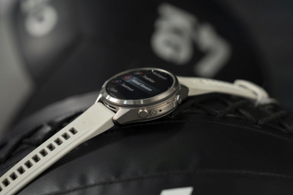 Garmin fēnix 9 Pro – inReach, 43 mm Titan 010-04335-81