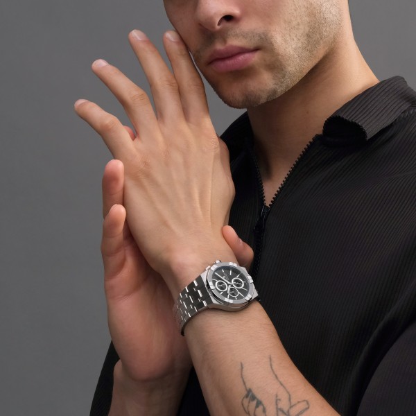 Aikon Сhrono Quartz 42mm AI1118-SS002-330-1